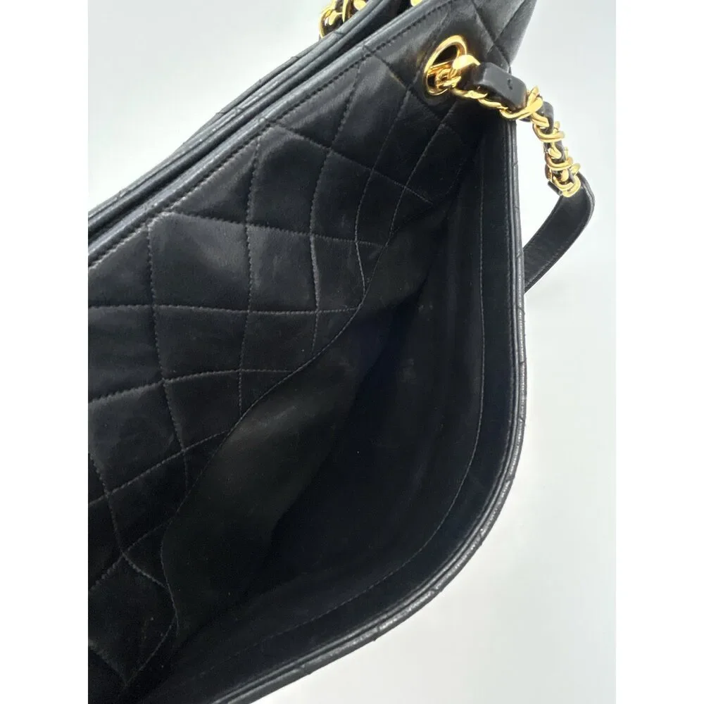 CHANEL Black Women Purse - Picture 12 of 15